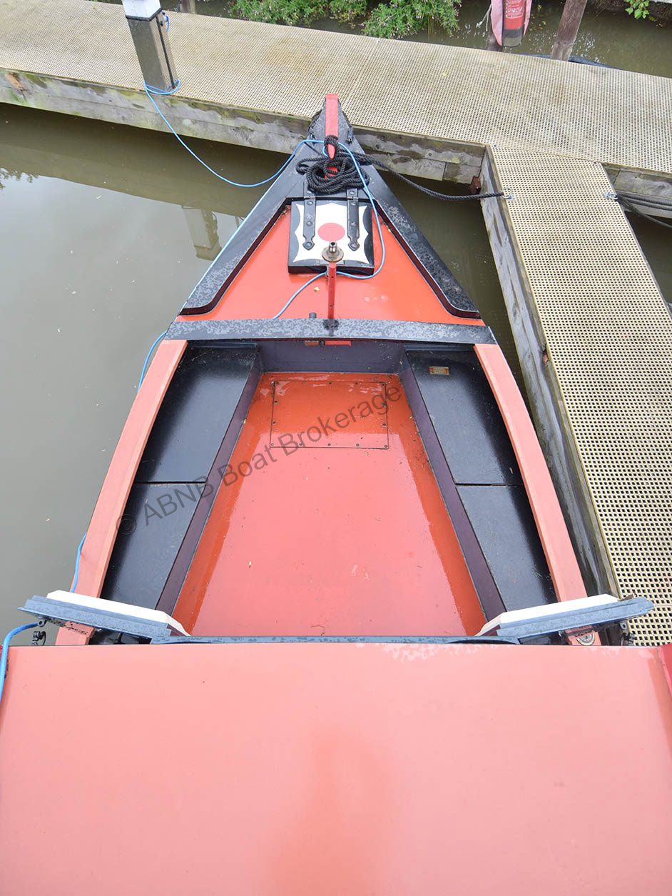 4148welldeckP.jpg